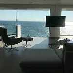 Infinity Sea View Lejlighed *
