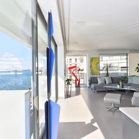 Infinity Sea View - White Tower Apartment