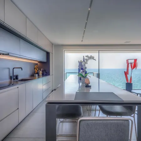 Infinity Sea View Apartamento