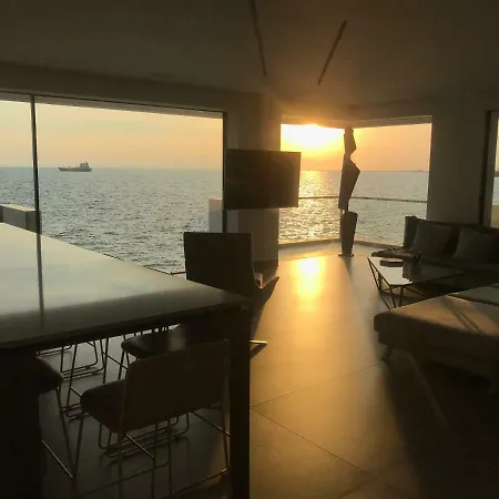 Infinity Sea View Tesalónica