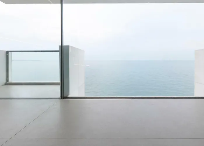 Διαμέρισμα Infinity Sea View *